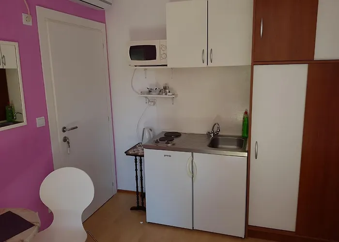 Avdic - With Balcony Апартаменты